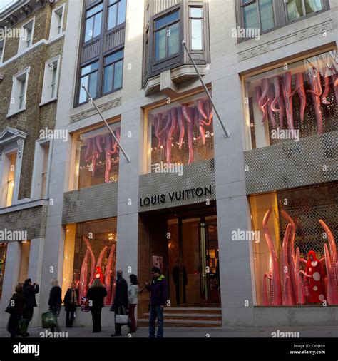 louis vuitton bond street photos|new bond street store.